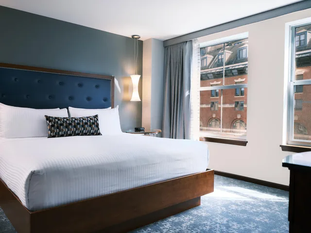 غرفة بسرير كينج بإطلالة، Battery Wharf Hotel Boston Waterfront 2/4