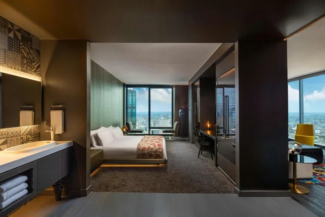 1 Bedroom, 2 Rooms, Superior, Suite, King Bed, Skyline View, Concierge Level, Corner، W Philadelphia 1/5