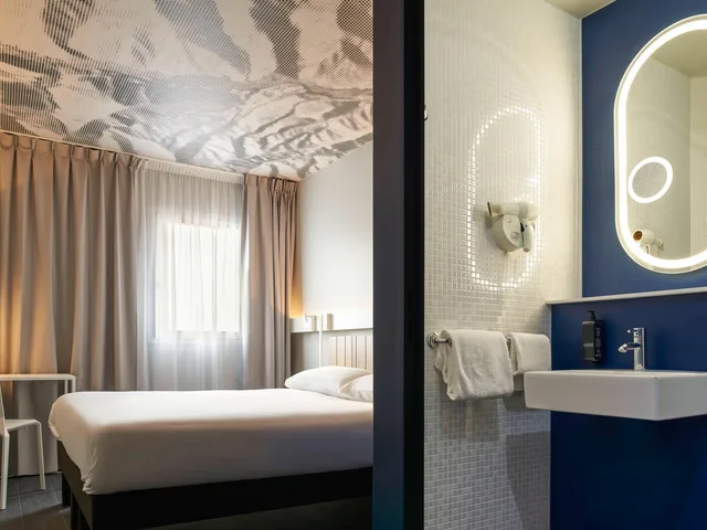 غرفة بسرير مزدوج لذوي الإعاقة، Ibis Clamart Paris Velizy 8/9