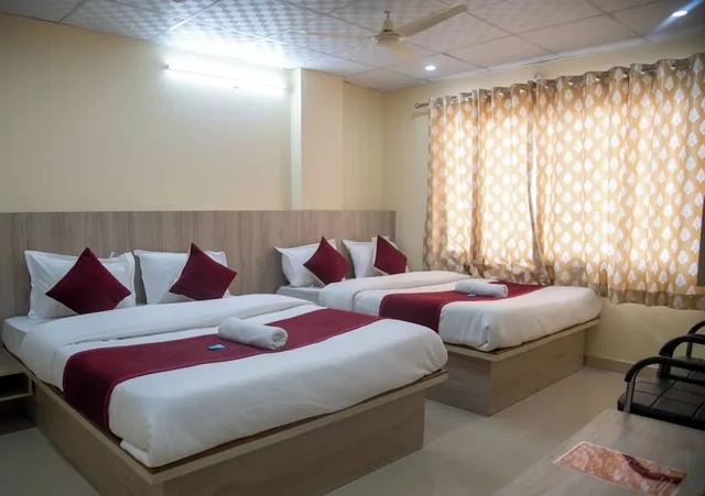 جناح عائلي بسرير كوين، Hotel Thikana Palace 6/10