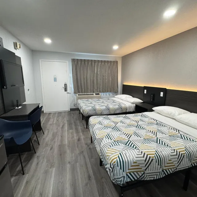 غرفة بسريرين مزدوجين لذوي الإعاقة، Motel6 Willows, CA 4/10