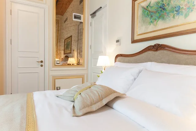 غرفة قياسية بسرير مزدوج، Pera Parma Hotel 3/9