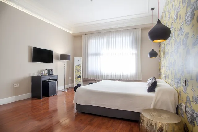 Superior, King Bed, B And B Hi Valencia Boutique 3/10