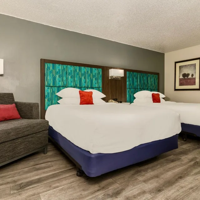 غرفة سوبيريور بسريرين كوين، Red Lion Hotel Pocatello 2/4