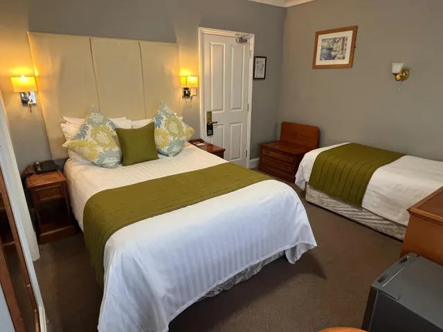 غرفة بسريرين منفصلين، Sorrento Hotel 2/9