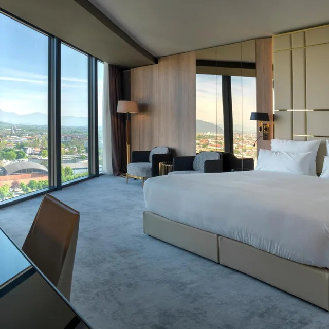 غرفة بريميوم بسرير مزدوج، Grand Plaza Hotel And Congress Centre 4/10