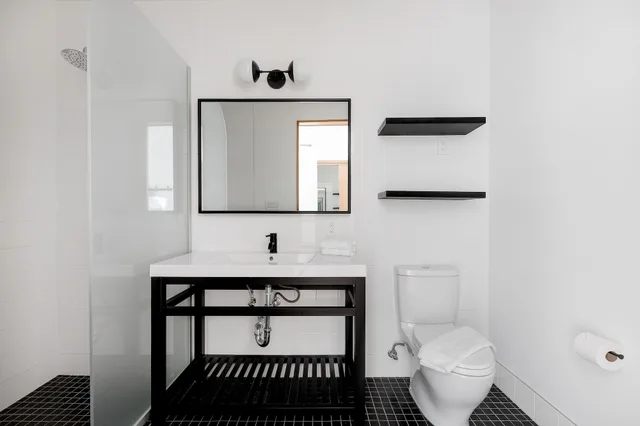 Sky, Studio, 2 Bunk Beds, Bunk Bed، Placemakr Wall Street 3/3