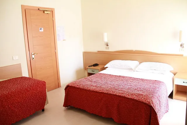 Classic, Triple, C Hotels International 1/1