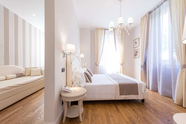 جناح جونيور بسرير كينج، Hotel Sant'andrea 2/6