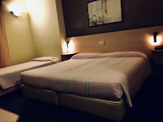غرفة ثلاثية، Hotel Ristorante Alcide 1/4