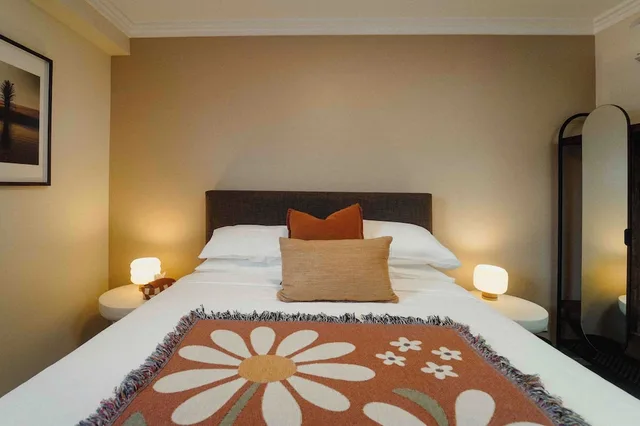 Private, Queen Bed، Drifter Byron Bay 2/5