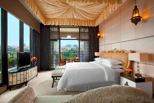 جناح رئاسي بسريرين كينج بإطلالة على البحيرة بشرفة بغرفتي نوم، Sheraton Qingyuan Lion Lake Resort 1/3