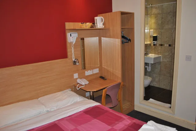 Room, Single, Carlton Hotel 5/8