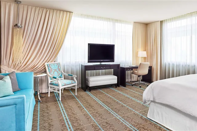 غرفة ديلوكس بسرير كينج بإطلالة على المدينة، The Nines A Luxury Collection Hotel Portland 2/5