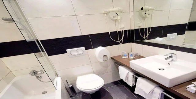 Standard, Multiple Beds، Kyriad Grenoble Centre Formerly Inter Hotel Patrick 4/5