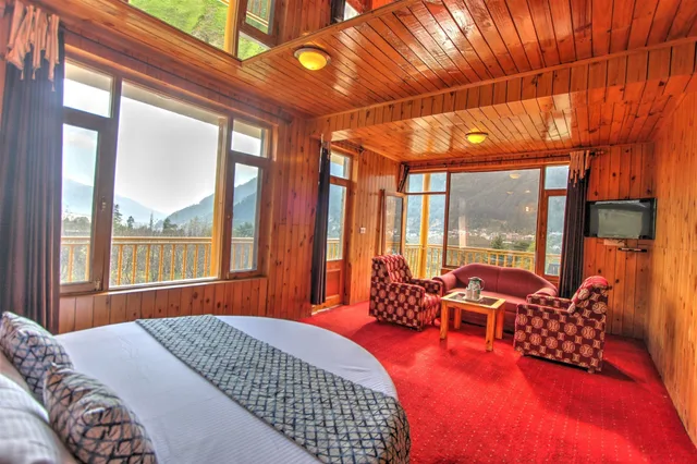جناح شهر العسل بسرير كوين بإطلالة على الجبل بغرفة نوم واحدة، Hotel Mountain Face By Snow City Hotels 1/3