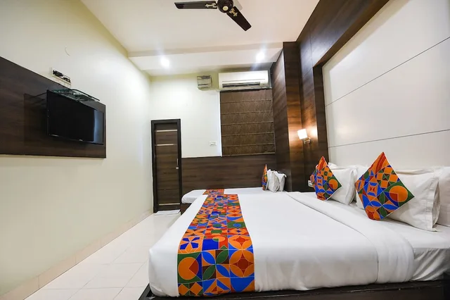 OYO Rooms Railway Station Exit Gate, Amritsar 17/60