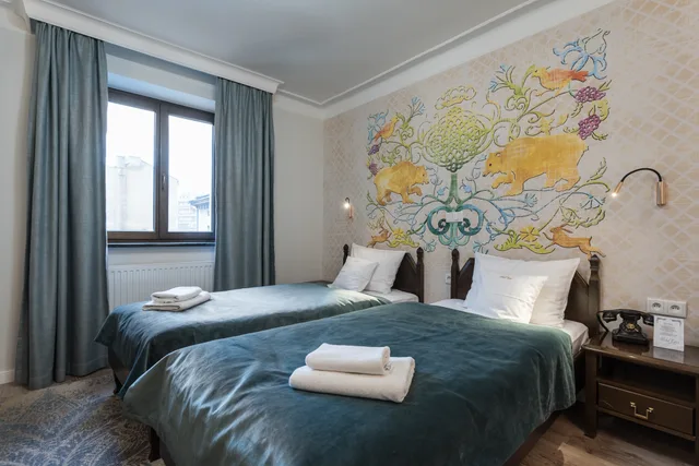 غرفة قياسية بسرير كينج، Ester Hotel 1/3