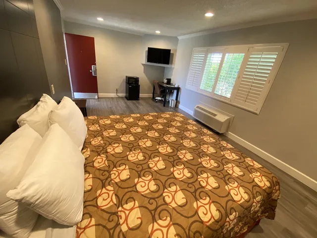 غرفة كومفورت بسرير كوين، Budget Inn of Hayward 8/10