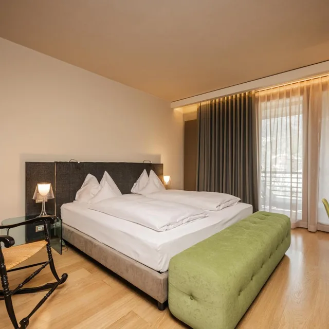 جناح بشرفة، Hotel Terme Merano 1/5