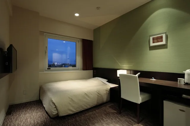 سكن مشترك للرجال مفردة بسرير مزدوج، Candeo Hotels Kikuyo 1/3