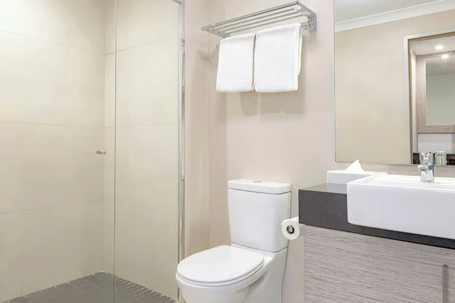 غرفة قياسية بسرير كينج بإطلالة على المدينة، Courtyard by Marriott Darwin 5/5
