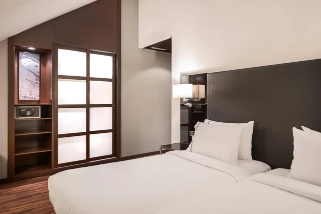 غرفة بسرير فردي، Ac Hotel Palacio Universal 2/6