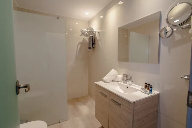 Deluxe, Studio, Twin Beds, Sea View, Orpheus Studios 6/6