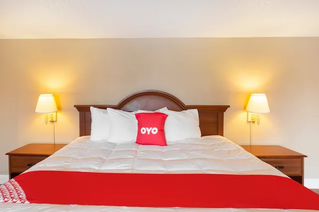 غرفة بريميوم بسرير كينج للمدخنين، Hotel Port Allen LA I-10 West 2/5