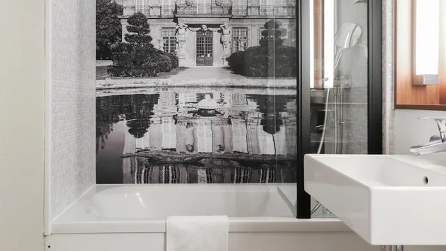 غرفة متصلة قياسية بسرير كوين وسريرين منفصلين، Campanile NATURE - Bordeaux Lac 5/16