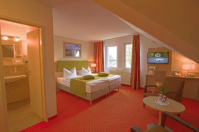 غرفة كلاسيكية بسرير مزدوج، FALK SEEHOTEL PLAU AM SEE 3/4