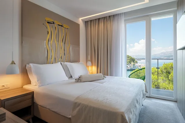 Gold, Twin Beds, Partial Sea View, Balcony، Hotel Cavtat 3/6