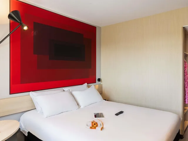 غرفة سوبيريور بسرير مزدوج، Ibis Auch 1/6
