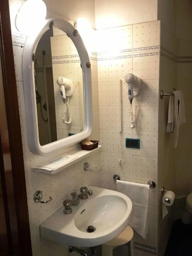 غرفة عائلية رباعية، Hotel Savona 5/6