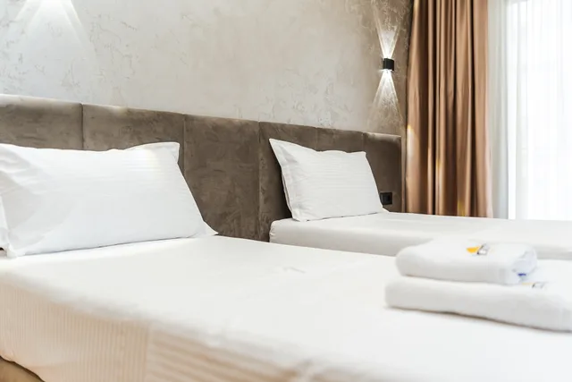 غرفة سوبيريور بسريرين منفصلين بشرفة، Relax Inn Hotel 3/3