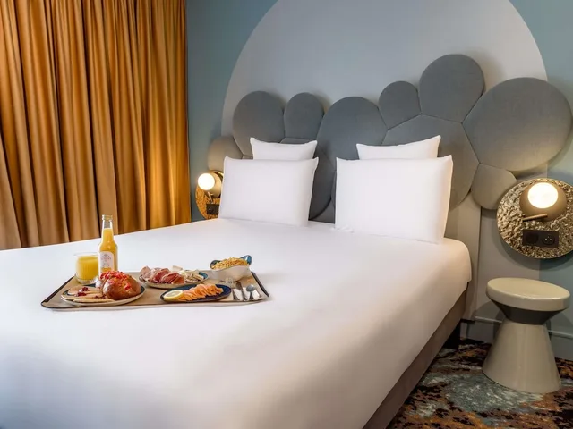 Superior, Double Bed, Balcony, Mercure Annecy Centre 3/7