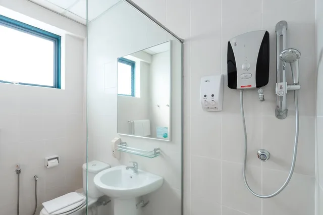 غرفة سوبيريور بسرير كينج بمطبخ صغير، Golden View Serviced Apartment 8/8