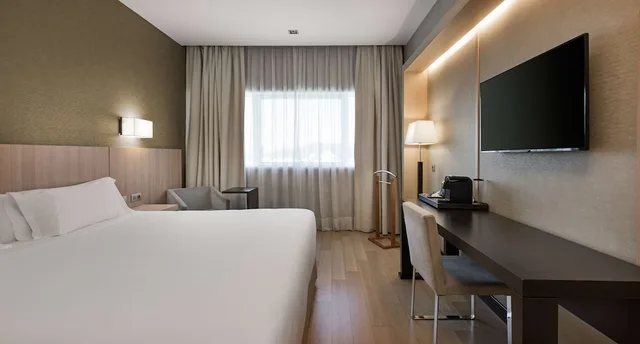 غرفة سوبيريور بسرير كينج، Nh Madrid Ribera Del Manzanares 5/10