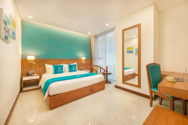 Deluxe, King Bed, Mandila Beach Hotel Danang 6/10