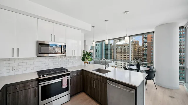 شقة بريميوم بغرفتي نوم، Sentral Michigan Avenue 5/5