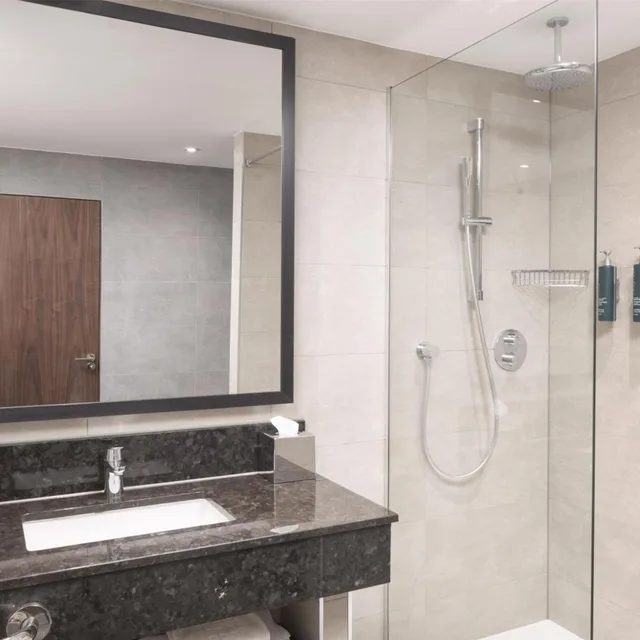غرفة بسرير فردي، Hilton Garden Inn London Heathrow Terminal 2 and 3 4/6
