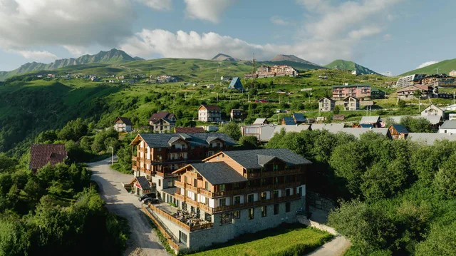 Deluxe, Gudauri Inn 1/1