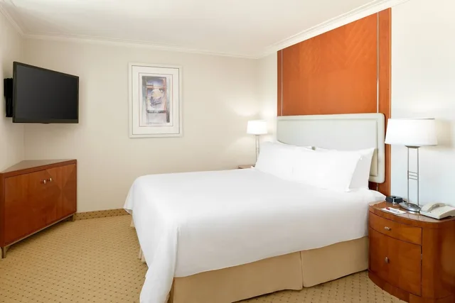 جناح بسرير كينج بغرفة نوم واحدة بإطلالة، San Diego Marriott Gaslamp Quarter 1/5