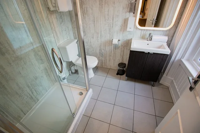 استوديو كلاسيكي بسرير كينج، Embassy Apartments 8/10