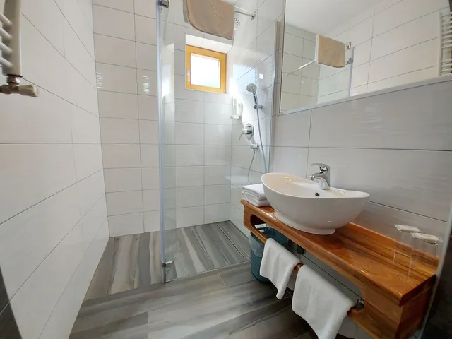 غرفة سوبيريور ثلاثية بسرير فردي بغرفة نوم واحدة، Plitvice Ethno House 5/5