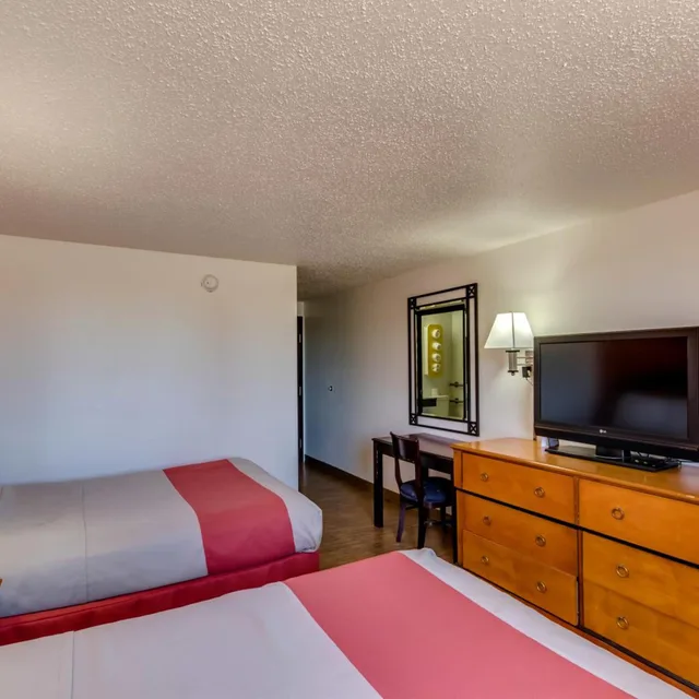 غرفة رباعية للمدخنين، Motel6 Albert Lea, MN 2/10