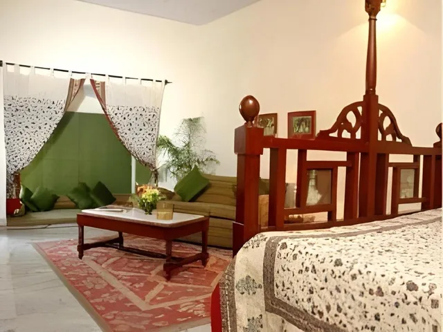 جناح بسرير مزدوج، Mandawa Haveli 4/4