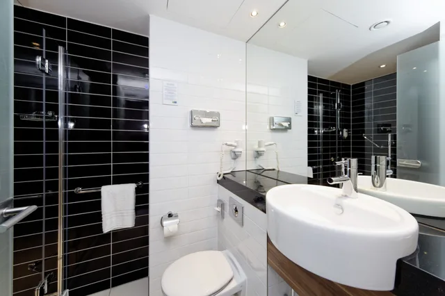 غرفة قياسية بسريرين منفصلين، Holiday Inn Express Augsburg 4/5