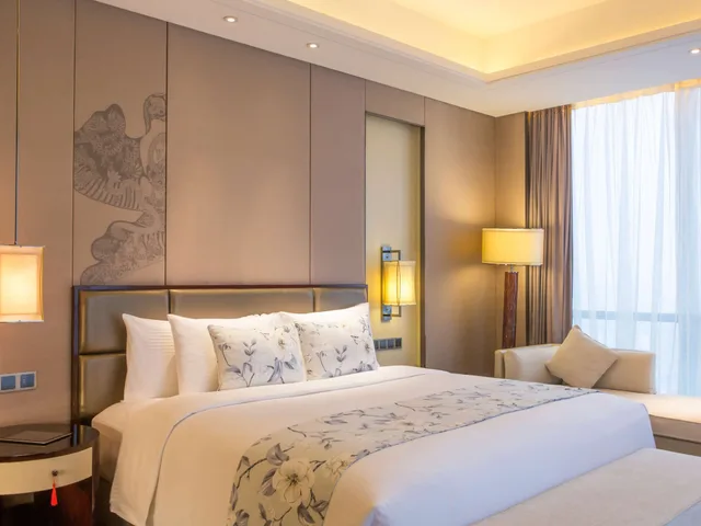 جناح بسرير كينج، Pullman Weifang 2/5