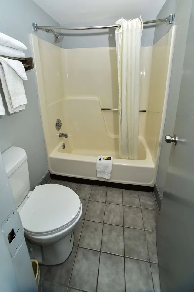 غرفة بسرير كينج، Americas Best Value Inn Douglasville 7/9